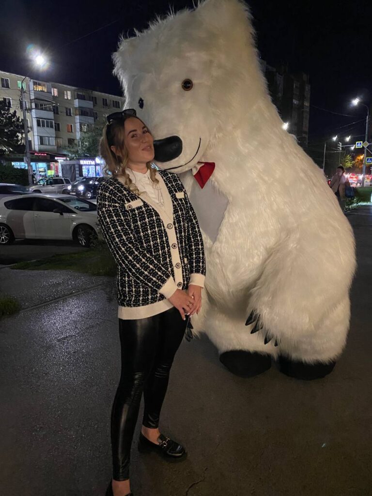 Умка поздравляет в любое время