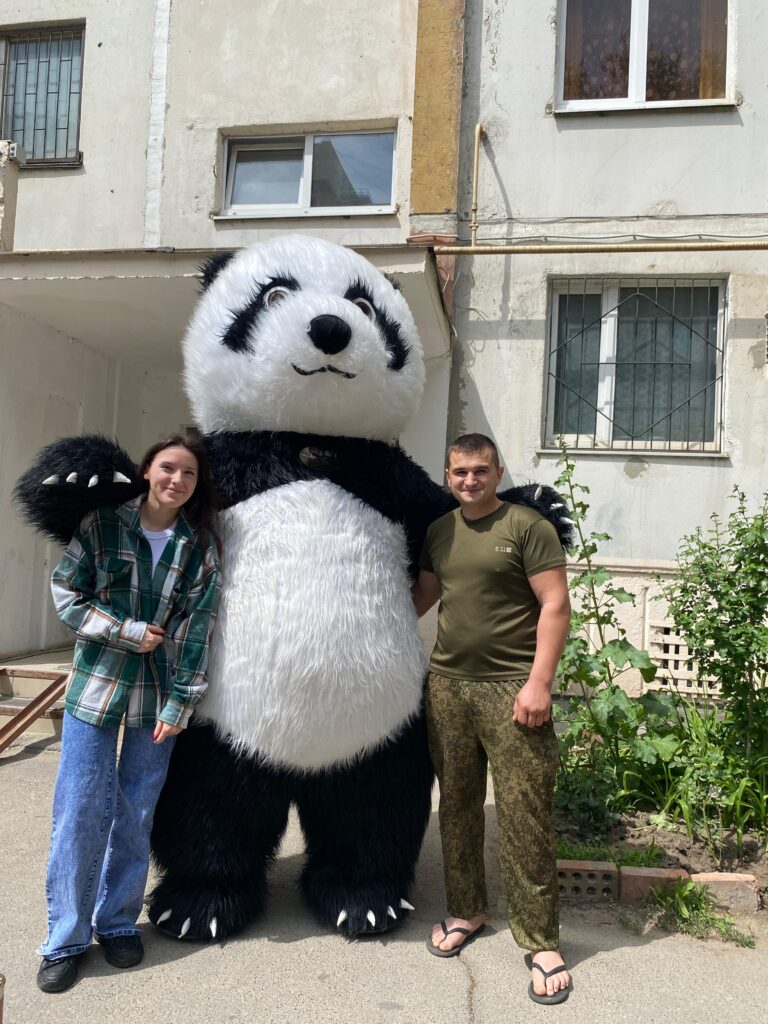 Амиго сегодня поздравлял с Днем рождения 